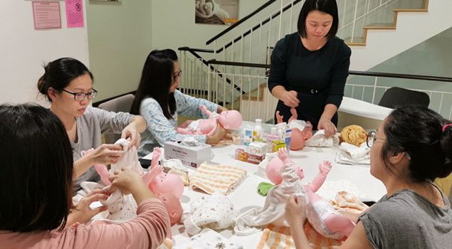 新生儿洗澡课堂